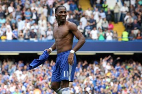 开云体育世界杯-巴雷拉爆发，牙买加闪电强势撕裂尼斯防线