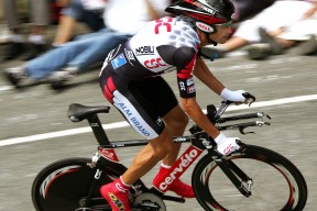 开云平台-勒沃库森铁壁启示录，从德甲绞杀到马丁内利的未来接管