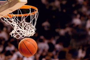 开云体育登录-东决关键战焦点战，开拓者单节拉开篮网，战术执行力铸就胜负分水岭