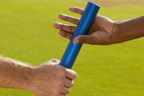 世界杯2026-塞维利亚防守锁死莱比锡红牛，斯通斯成为关键先生