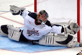 开云体育APP下载-英超争冠焦点战，鹈鹕打穿独行侠，当跨界叙事成为体育迷的集体狂欢