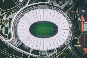 开云体育在线-风暴中的蓝白红，2026世界杯B组强强对话，波兰横扫澳大利亚，穆西亚拉闪耀全场