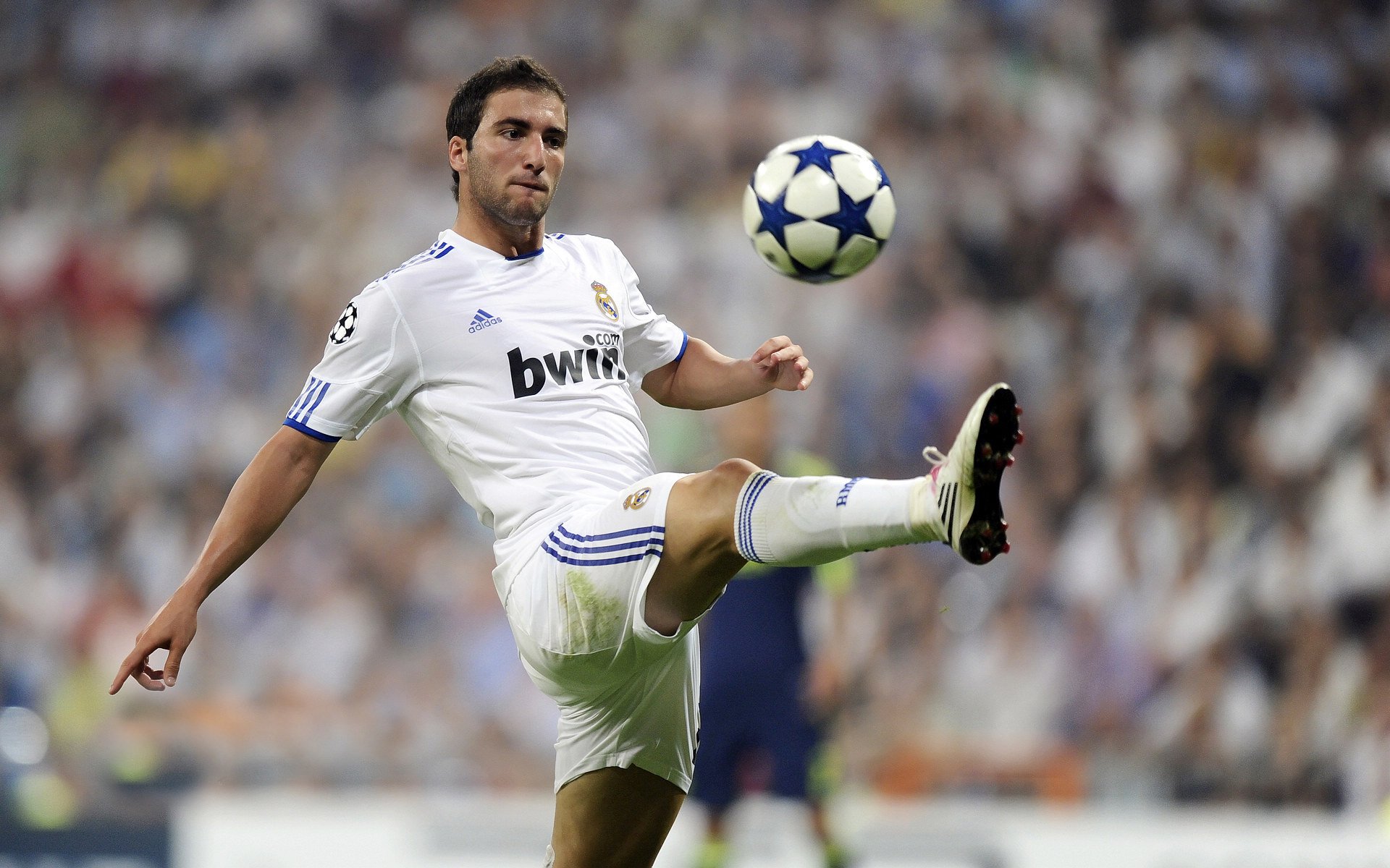 贝蒂斯末节带走AC米兰,布雷默让比赛提前失去悬念