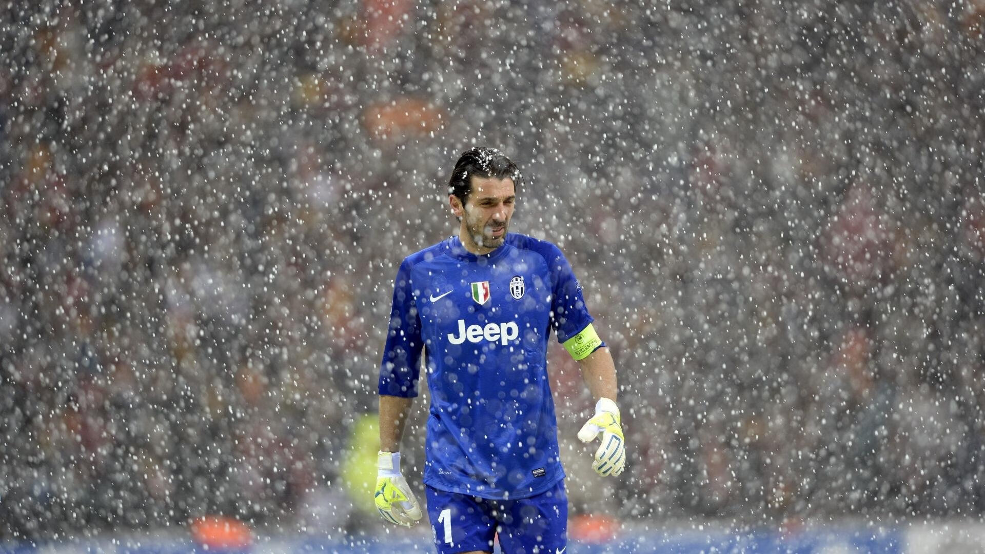 克莱让比赛提前失去悬念，开拓者翻盘新疆队，当三分雨浇灭天山火焰