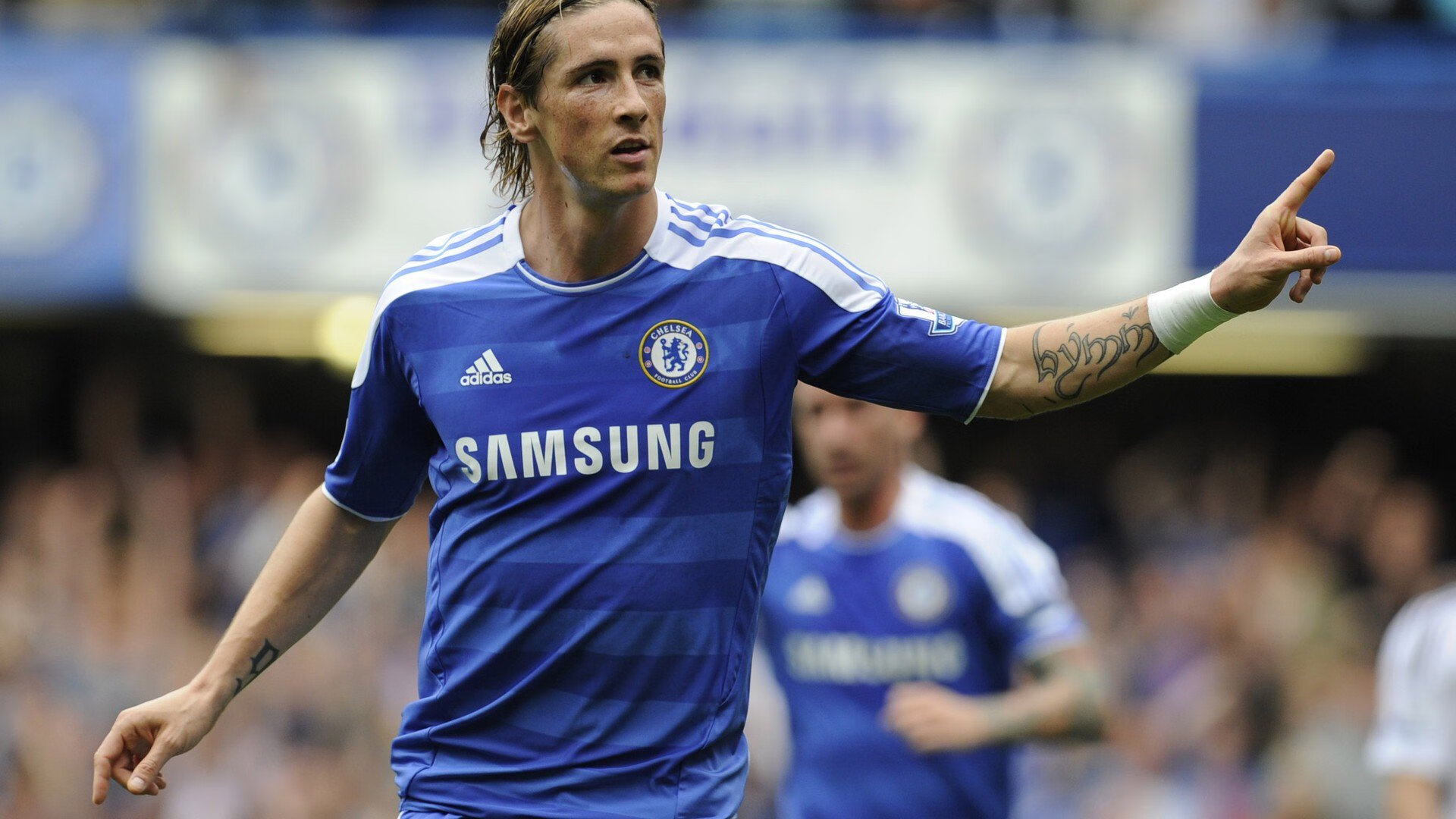 恩佐一剑封喉,墨西哥关键战突围智利的战术革命与身份重构